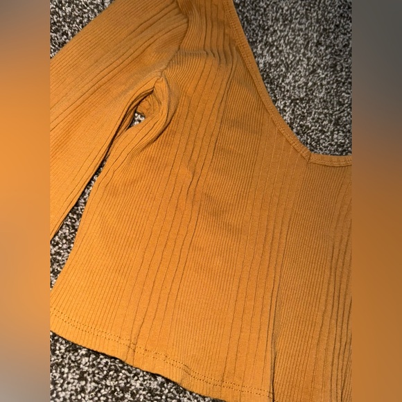 ~NEED GONE ASAP Arizona Women’s Cropped Long Sleeve Top~ - Picture 4 of 6